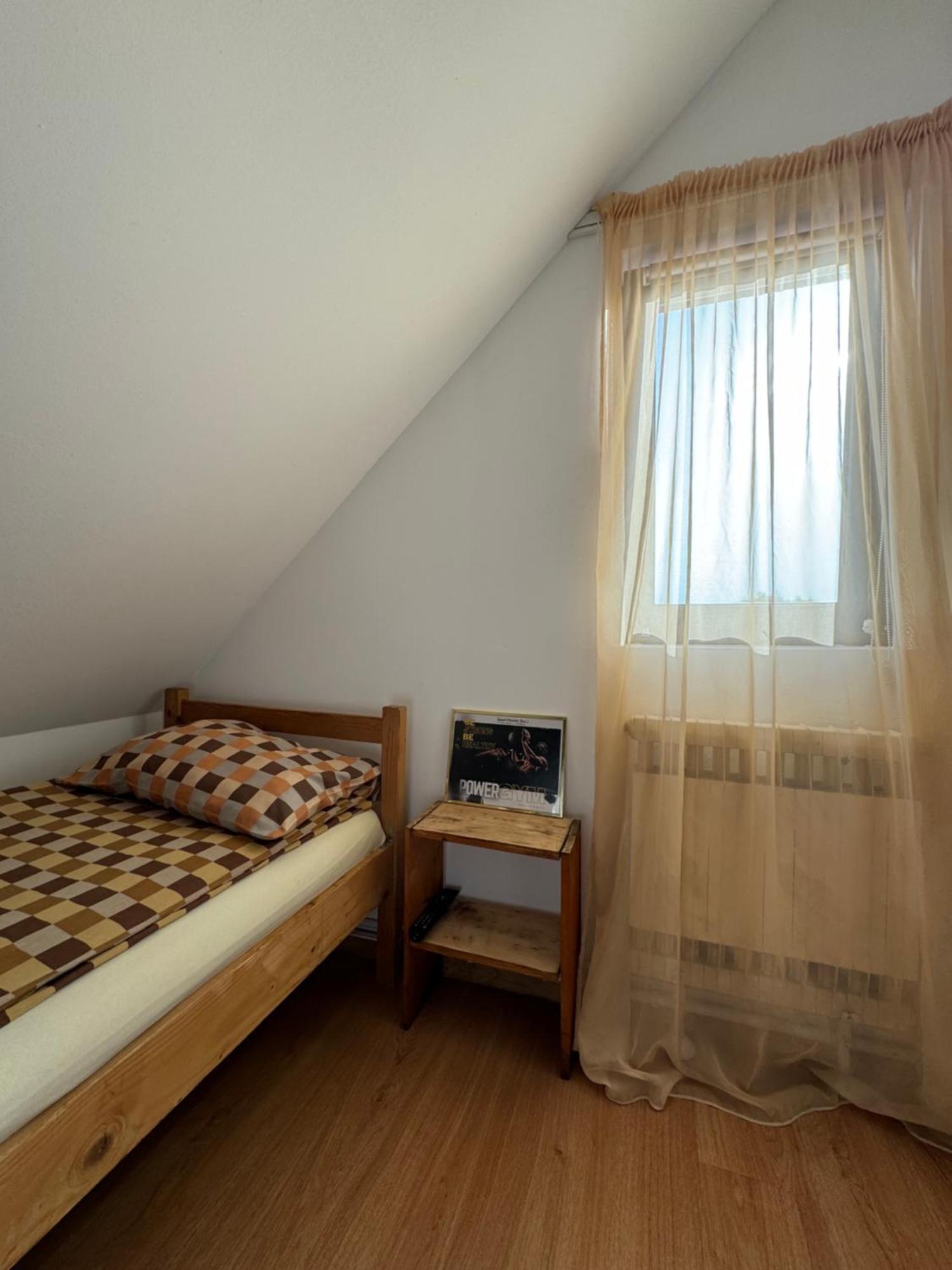 Sport Hostel Cluj Экстерьер фото