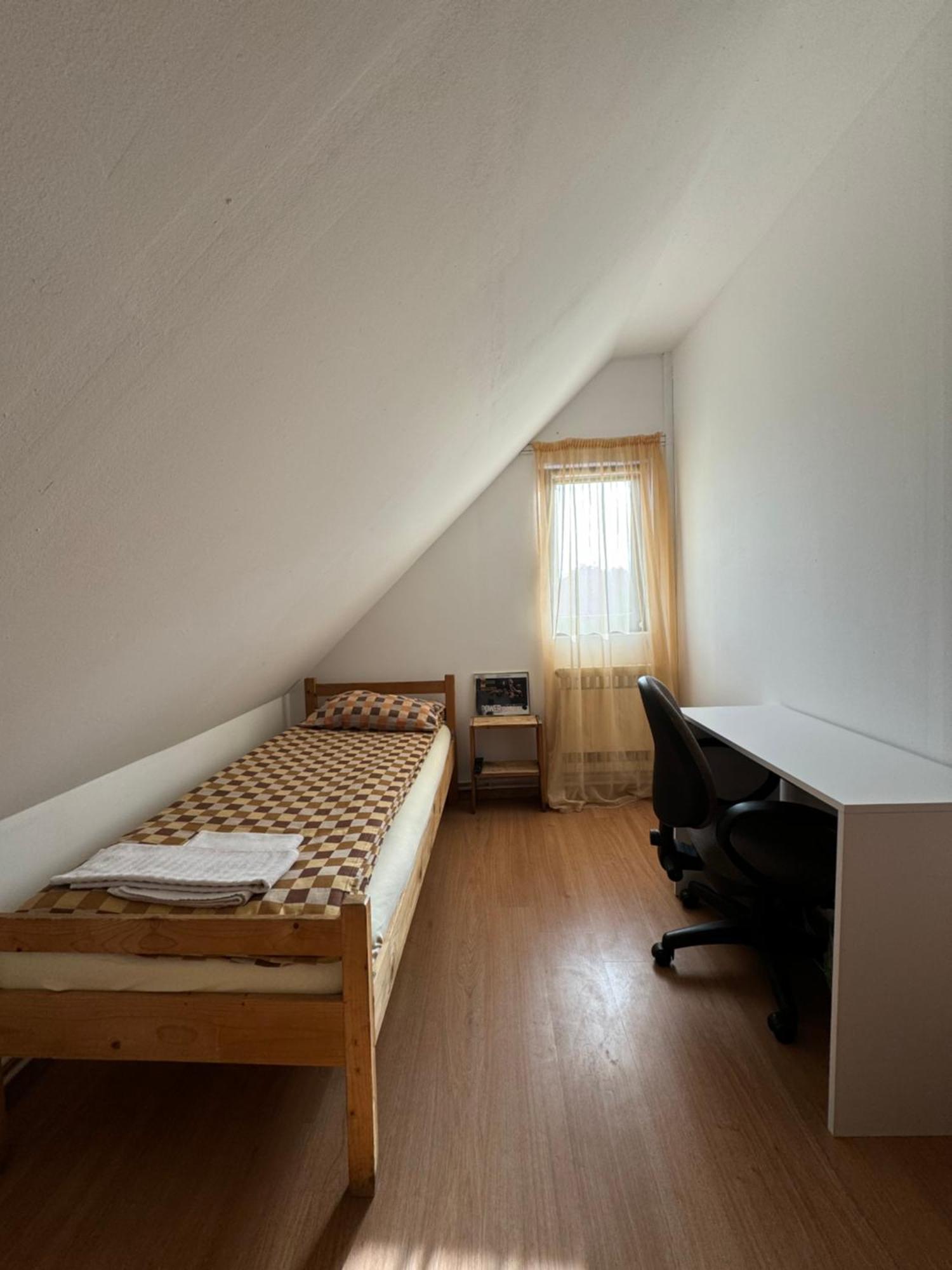 Sport Hostel Cluj Экстерьер фото
